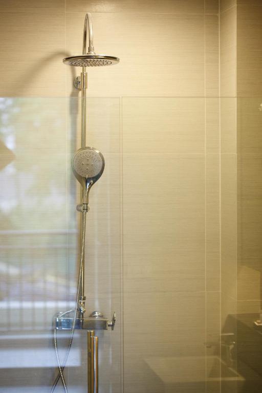 Alisha Court Hotel & Residence Bangkok Ngoại thất bức ảnh